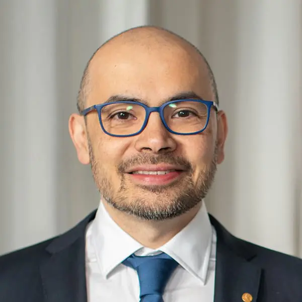 Portrait of trusted AI thought leader, Demis Hassabis